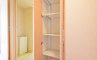 廊下の収納