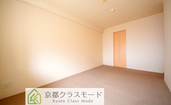 Room 8