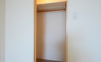 Room 8のウォークインクローゼット