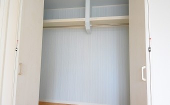 Room 6（南側）のクローゼット