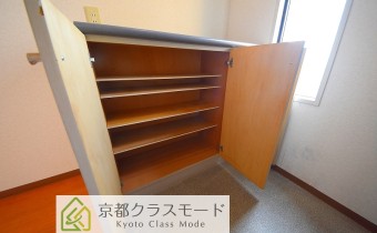 シューズボックス