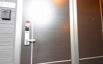 玄関ドア