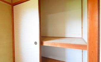 和室 4.5帖の押入れ
