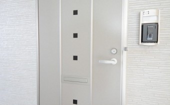 玄関ドア