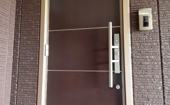 玄関ドア