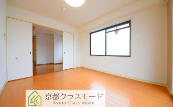 洋室6.6帖・別アングル