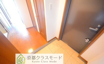 玄関・別アングル