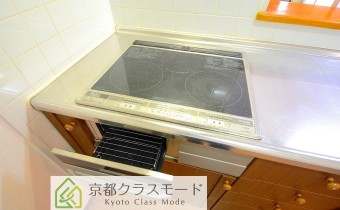 グリル付き3口IHシステムキッチン
