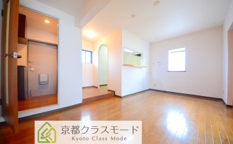 墨染エリアの閑静な落ち着いた住環境です☆