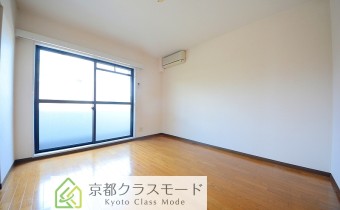 洋室6.8帖