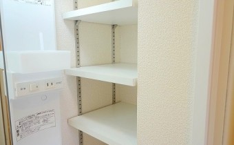 収納棚