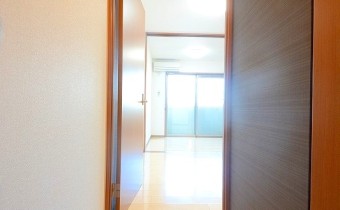 玄関・別アングル