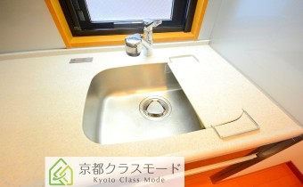 ※室内写真は同マンション内・別タイプの参考画像となります。