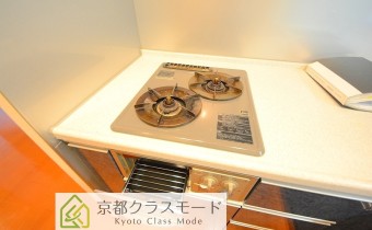 ※室内写真は同マンション内・別タイプの参考画像となります。