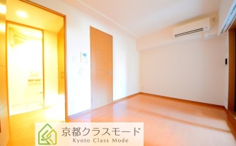 ※室内写真は同マンション内・別タイプの参考画像となります。