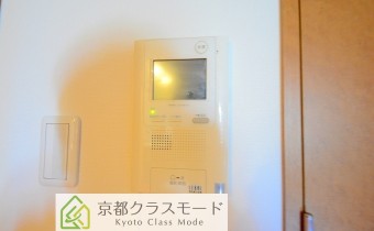 ※室内写真は同マンション内・別タイプの参考画像となります。