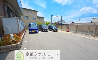 敷地内ガレージ