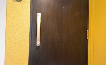 玄関ドア