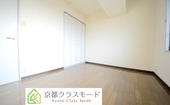 ※室内写真は同マンション内・別タイプの参考画像となります。