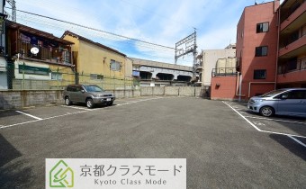 敷地内ガレージ