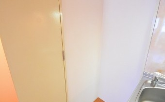 冷蔵庫置場