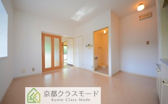 ※室内写真は同マンション内・別タイプの参考画像となります。