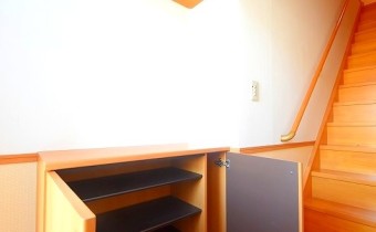 ※室内写真は同建物内・別タイプの参考画像となります。