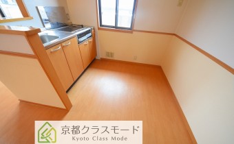 ※室内写真は同建物内・別タイプの参考画像となります。