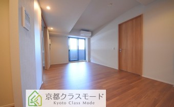 ※室内写真は同マンション内・別タイプの参考画像となります。
