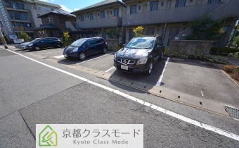 敷地内ガレージ