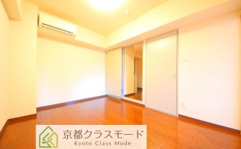 洋室8帖・別アングル