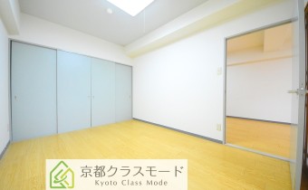 Room6