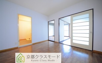 ※室内写真は同マンション内・別タイプの参考写真となります。