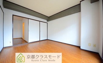 ※室内写真は同マンション内・別タイプの参考写真となります。