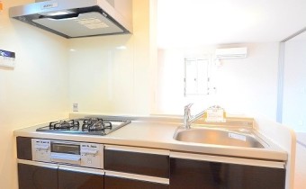 ※室内写真は同建物内・別タイプの参考画像となります。