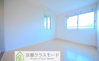 ※室内写真は同建物内・別タイプの参考画像となります。