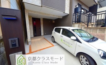 敷地内ガレージ