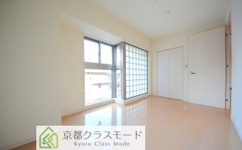 洋室7帖・別アングル