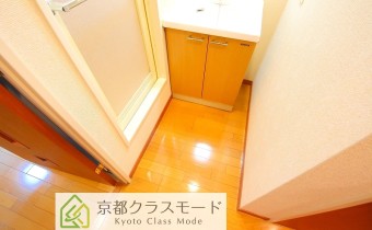 ※室内写真は同マンション内・別タイプの参考画像となります。