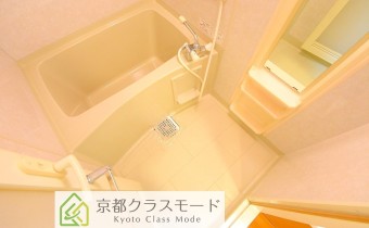 ※室内写真は同マンション内・別タイプの参考画像となります。