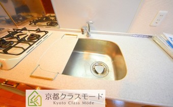 ※室内写真は同マンション内・別タイプの参考画像となります。