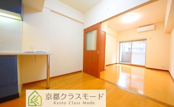 ※室内写真は同マンション内・別タイプの参考画像となります。