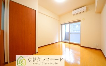 ※室内写真は同マンション内・別タイプの参考画像となります。