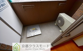 ※室内写真は同マンション内・別タイプの参考画像となります。