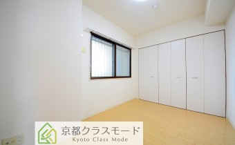 Room5