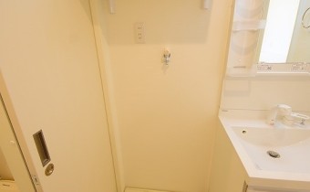 洗濯機置場　※室内写真は同タイプイメージです。
