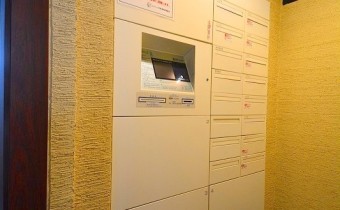 宅配ボックス