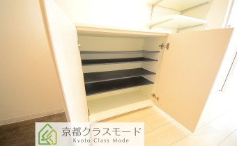 シューズボックス