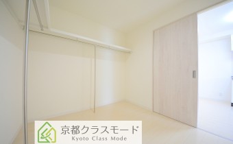 ウォークインクローゼット・別アングル