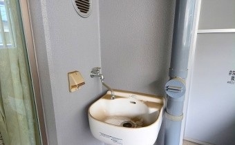 バルコニーの洗面台